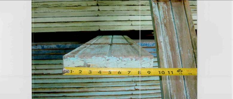 Redwood Planks Width and Back Relief Pattern